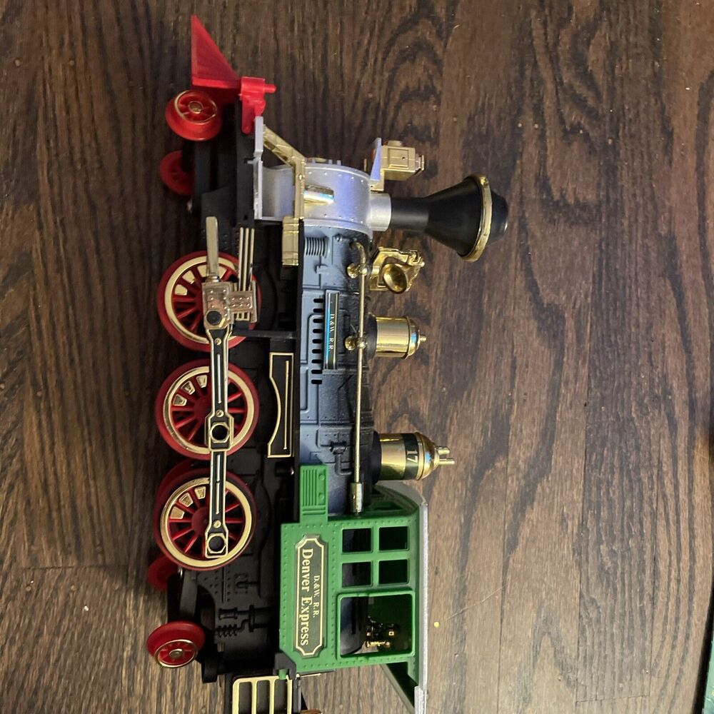 Denver Express Vintage Train Engine 1981 New Bright D&W R R Locomotive